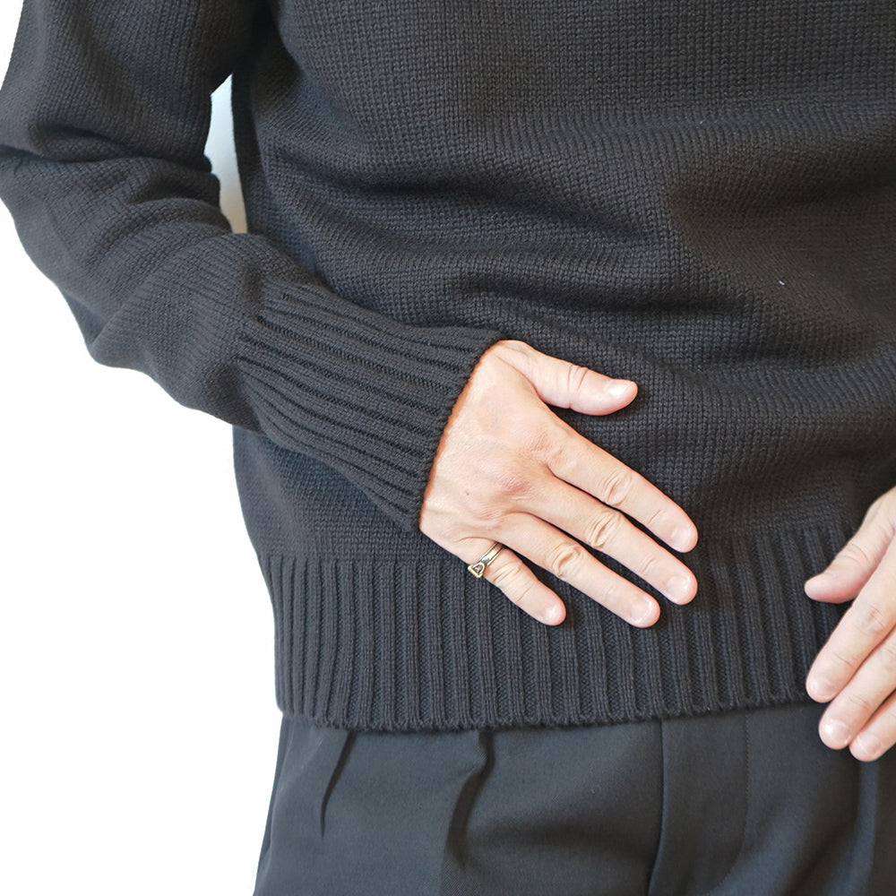 HEUGN - "Martin" Cashmere Knit (KNITWEAR002)