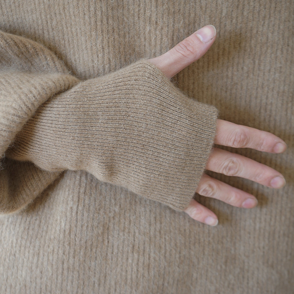BATONER - CASHMERE FOX BOAT NECK
