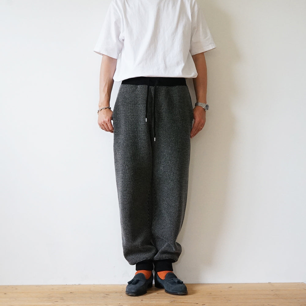 Cale - KNIT PANTS