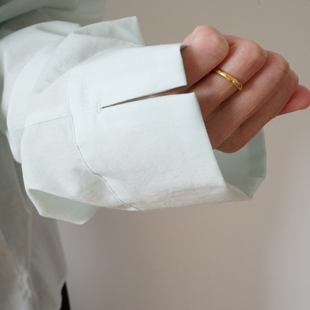 Graphpaper - Silicon Lawn V-Neck Blouse