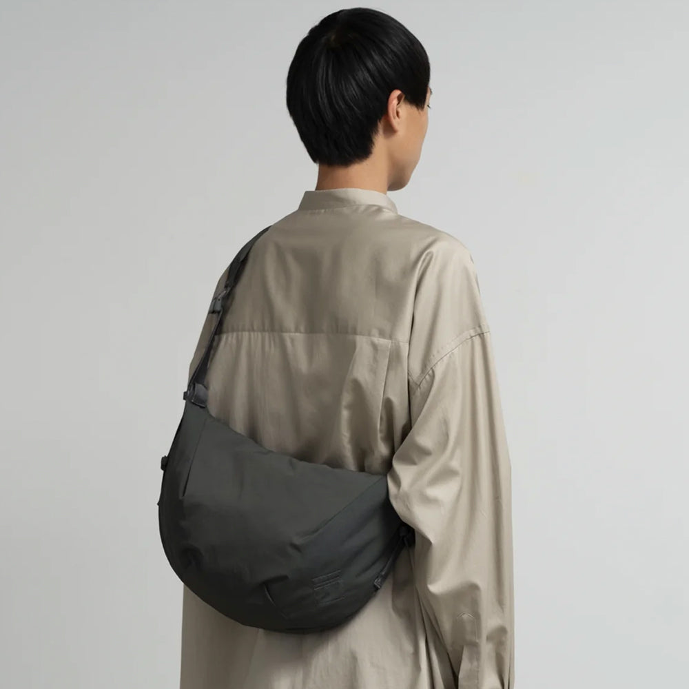 バッグ 25AW Blankof for GP Small Crescent Bag バッグ 25AW Blankof for GP Small Crescent Bag Graphpaper - Blankof