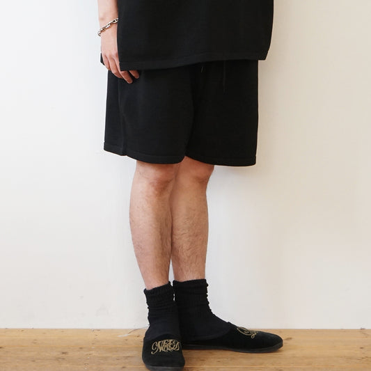 is-ness - KNIT TUCK SHORTS