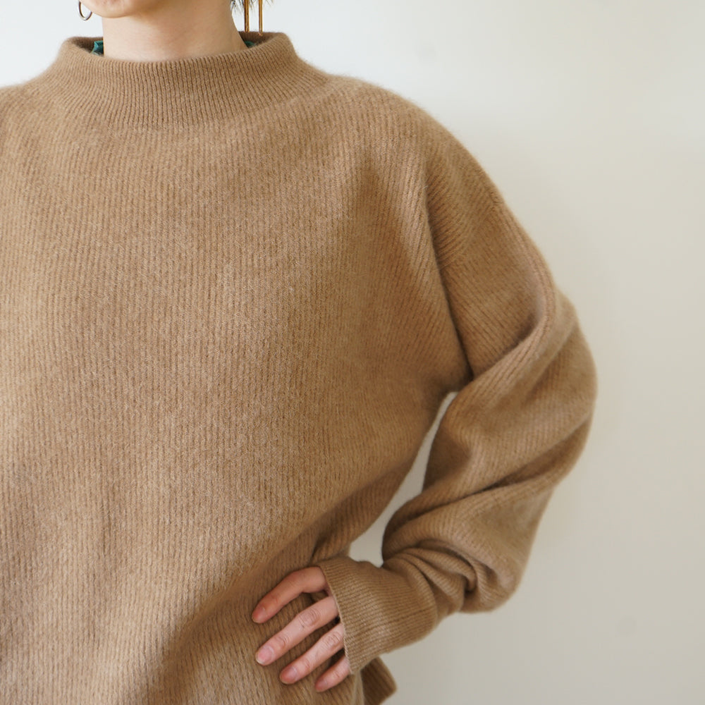 BATONER - CASHMERE FOX BOAT NECK