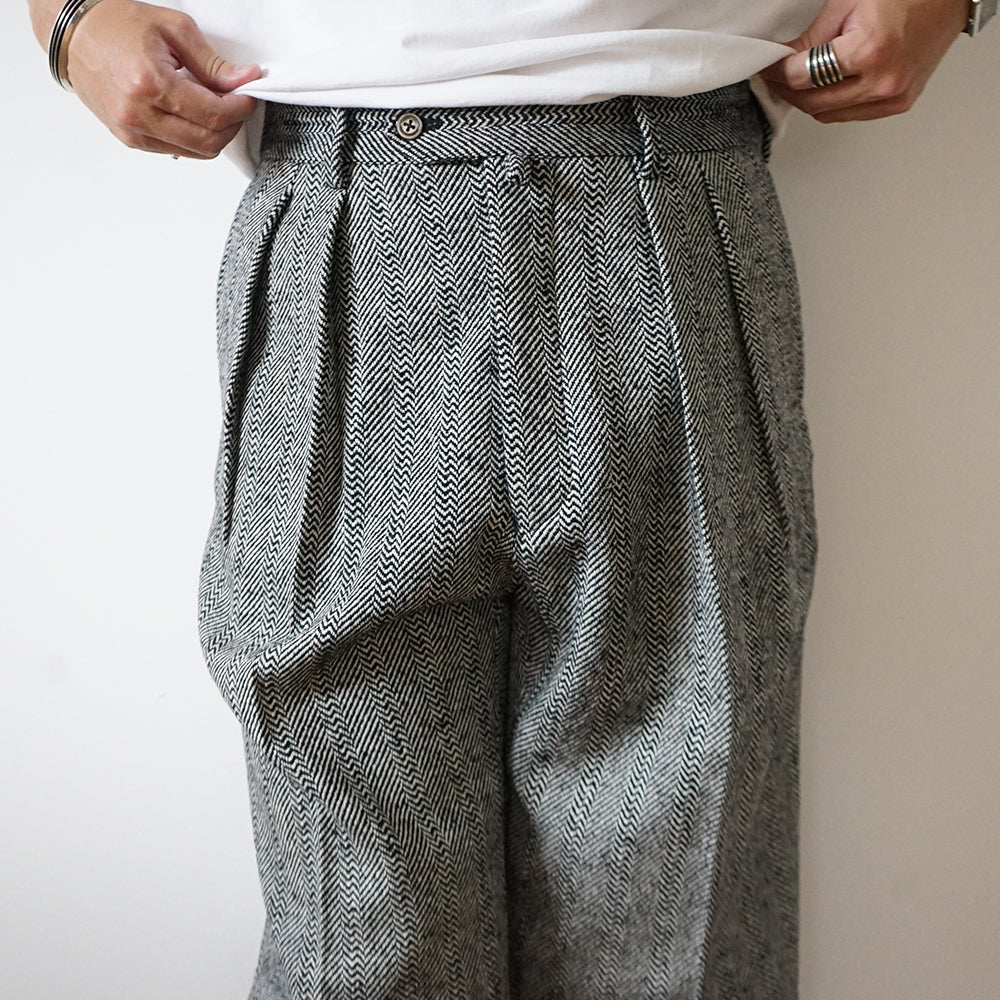 NEAT - Random Herringbone Wide