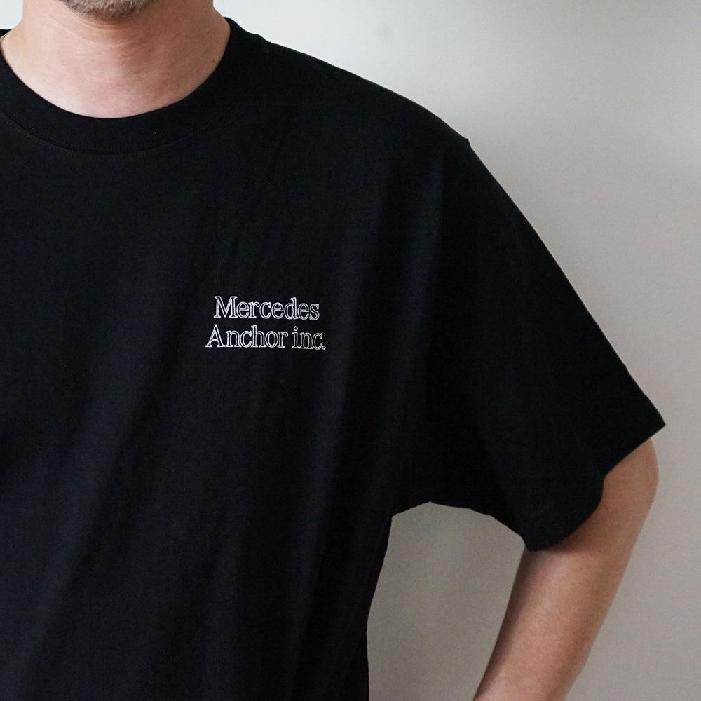 Mercedes Anchor inc. - OUTLINE LOGO TEE