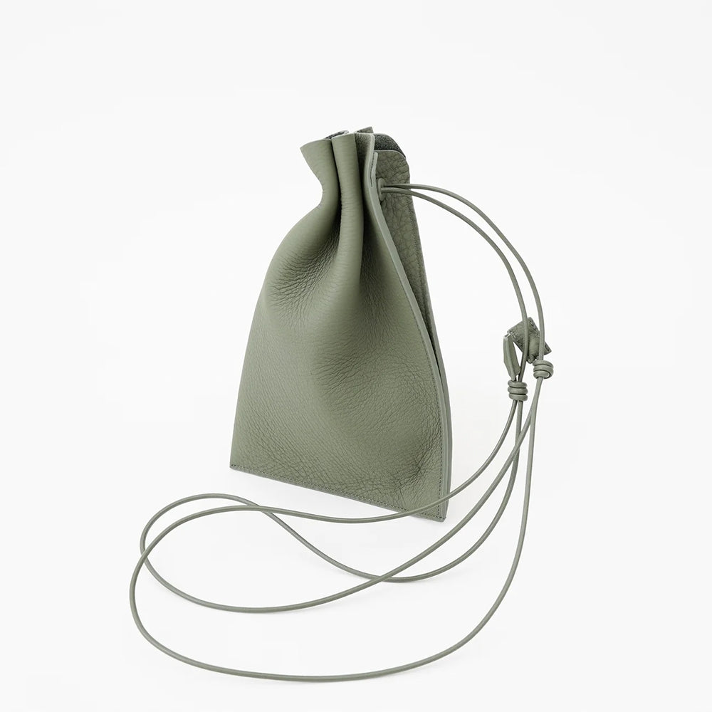 ITTI - HERRIE KINCHAKU POUCH - PM / DIPLO SKY - 26Q1