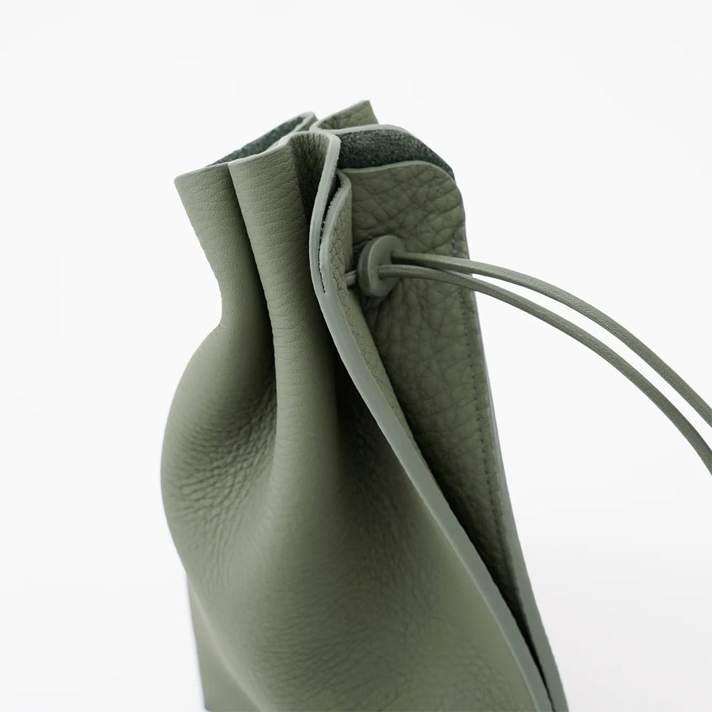 ITTI - HERRIE KINCHAKU POUCH - PM / DIPLO SKY - 26Q1