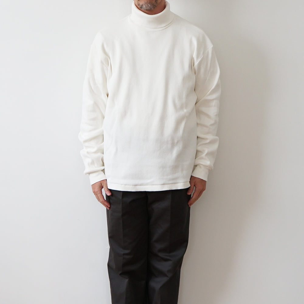 FOUNDOUR - MOCK NECK LONG SLEEVE SHIRT