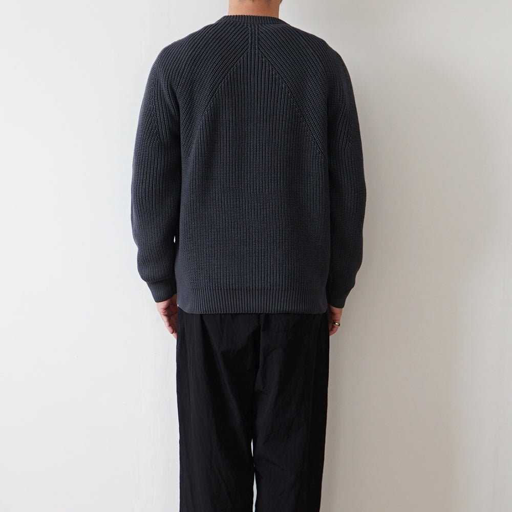 BATONER - SIGNATURE CREW NECK