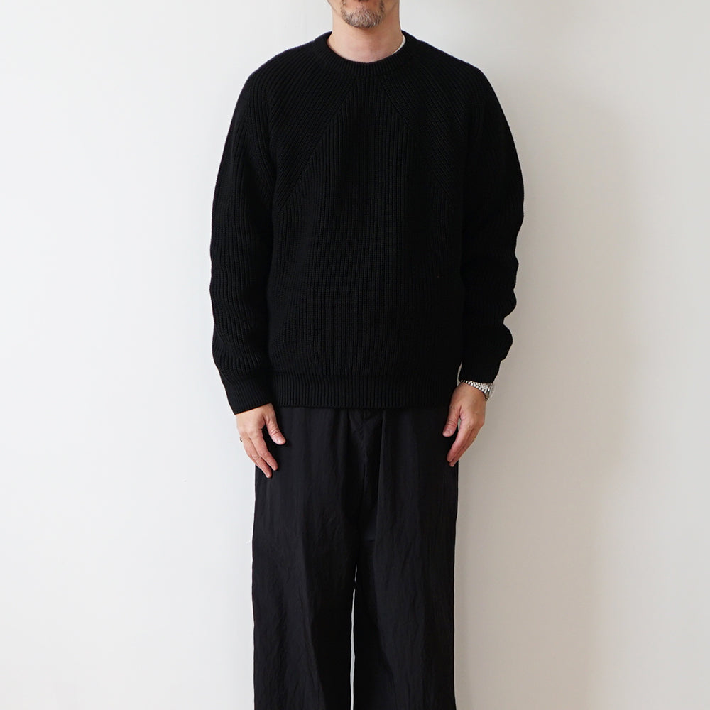 BATONER - SIGNATURE CREW NECK