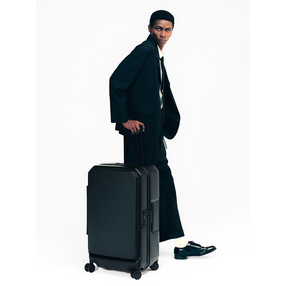 MONOLITH - SUITCASE PRO OCTA 90 – IN MY BOOK STORE
