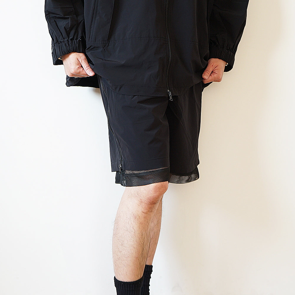 is-ness - Technical Ventilation Shorts