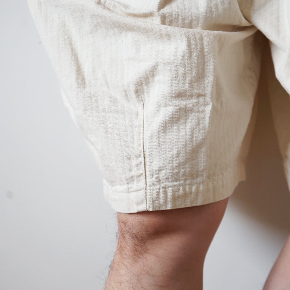 is-ness - Herringbone 6-Pocket Shorts