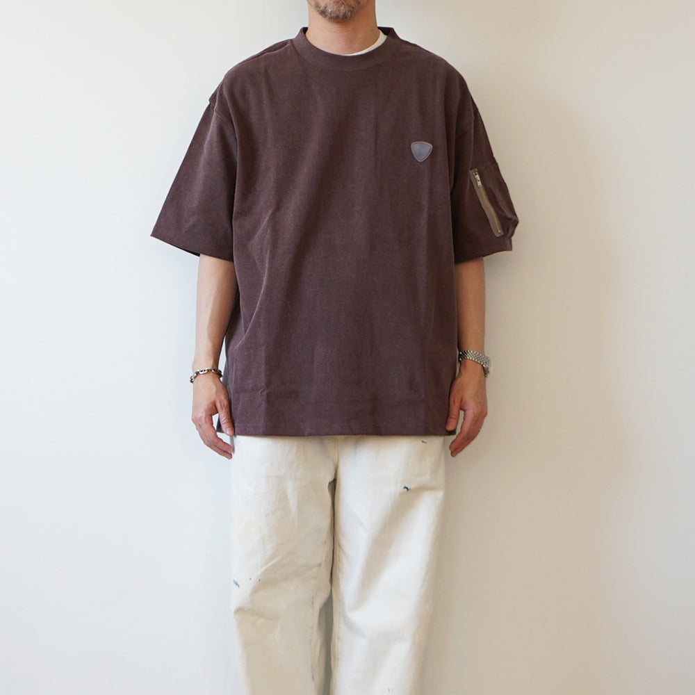 is-ness - Arm Pocket T-Shirt