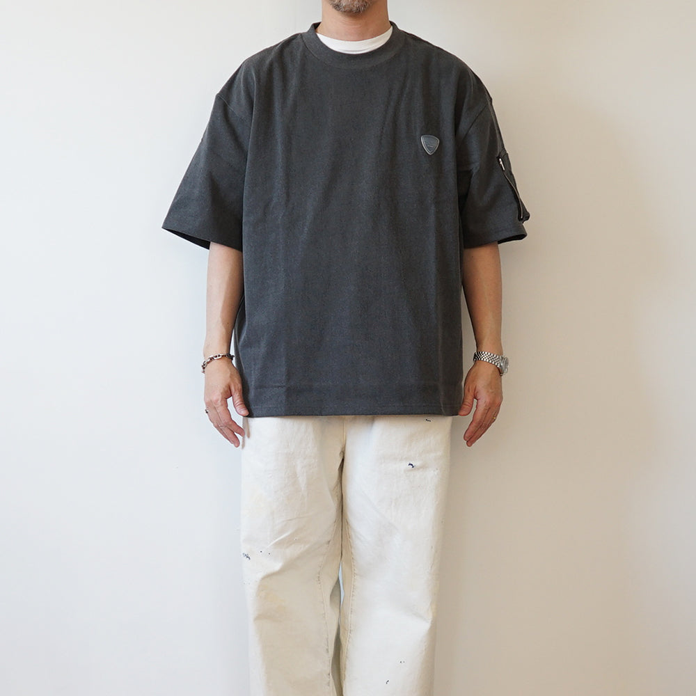 is-ness - Arm Pocket T-Shirt