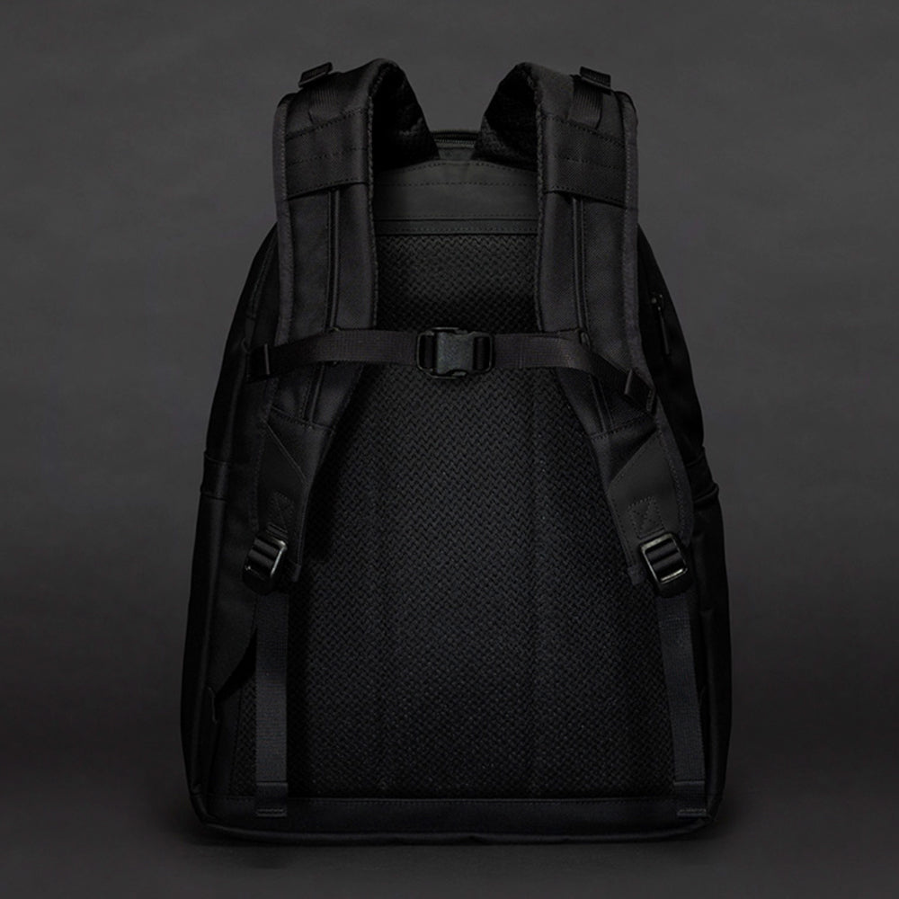 MONOLITH - BACKPACK PRO M – IN MY BOOK STORE