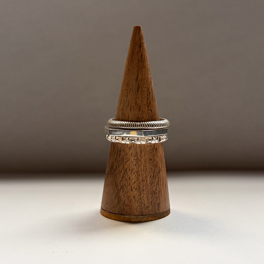 END CUSTOM JEWELLERS - Novel Jacobian Ring